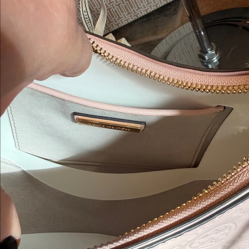 Tory Burch T Monogram Leather Crescent Bag - Blush - Picture 4 of 11